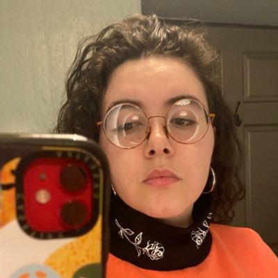 NYU || Artist in 2D and 3D, ask me about making art! I’ll do posts about my own artworks or threads about styles, stick around. She/Her.