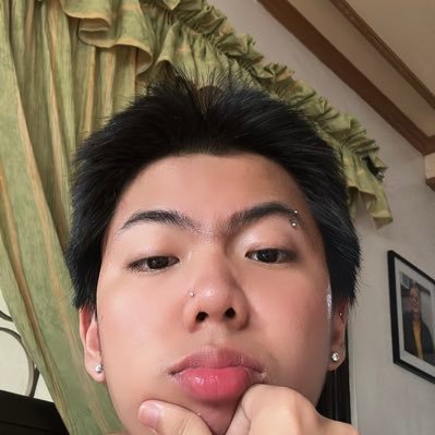🖕🏼