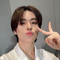 . (@ap0logize_1) 's Twitter Profile