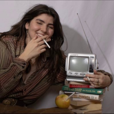 availabell's profile picture. another day of being an absolute sweetiepie