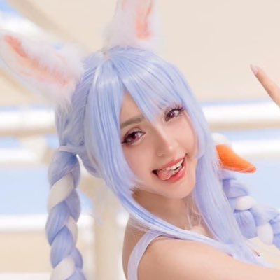 Hi I'm Sonia🐰
📍 cosplayer from Italy 🇮🇹
💖 online games, anime and dancer sometimes✨

⬇️ All my links here ⬇️
 https://t.co/9rPsiPdBjI