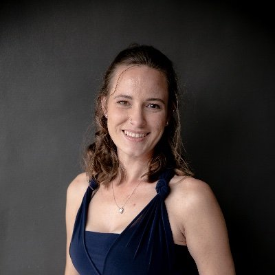 taraleebrowne's profile picture. 