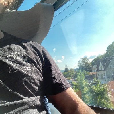 Joueur d’Age of Sigmar
Membre de la Sect of Monks
Académicien
https://t.co/aVZT9D9y59
Accessoirement étudiant en médecine