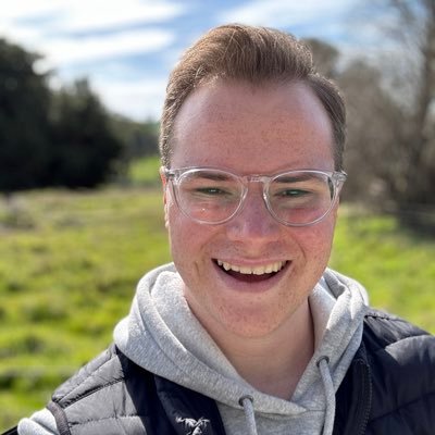 elidavern's profile picture. political junkie | pasta enthusiast