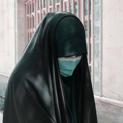 «كل الذي أوجعني، صنعني.» هر آنچه مرا به درد آورد، مرا ساخت...💛️
