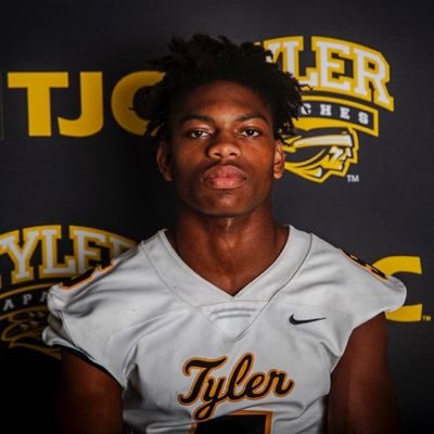 C/O 25. 6’0 195lbs LB @TJCFOOTBALL (FULL QUALIFIER) (THE BEAST IN THE EAST) #jucoproduct 📧:(thayboitrey@icloud.com)