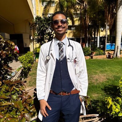 Black Pharaohs  MBBS | Medical intern at AU Hospitals  🇸🇩زيك ما لقيت يا وطني ليسَ مـنْ يقطعُ طُرقاً بَطلاً إنـما مـنْ يـتَّقي الله البَطَـلْ