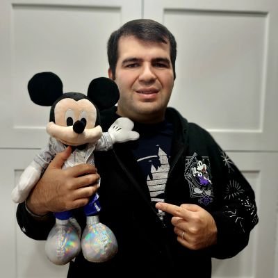 Salve, io mi chiamo Federico Genovese dall'Italia. Sono un ragazzo autistico e buono. Sono un ragazzo che ama la Disney e il mondo del doppiaggio.