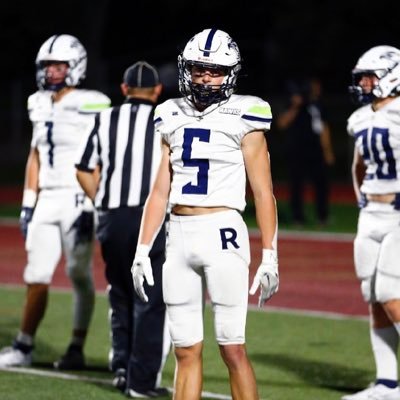 C/O 2025 LB/TE 6’2 185 3.2 GPA @RidgelineFB