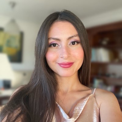 🇻🇪🇪🇸 Data Sci with a passion for traveling and computer vision. I build AI apps & teach Image Processing.