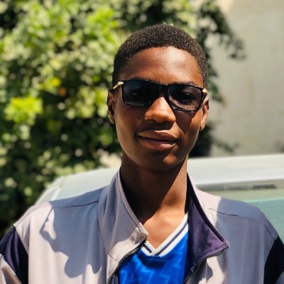 Silasiliya01's profile picture. Graphic designer
Video Animator