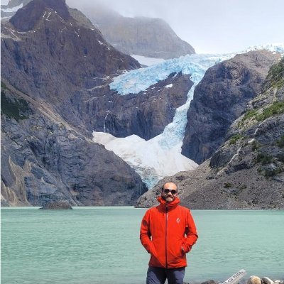 gnomo_'s profile picture. Msc in Microelectronics, rock climber, triathlete and anything else fun