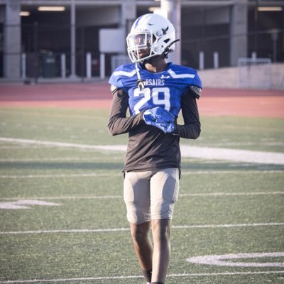 @smc_corsairfb / 6’2 177 Lbs cornerback/nickel. full mid year qualifier 4 years of eligibility. Email - Kalencasson13@gmail.com. phone number 424-443-8864