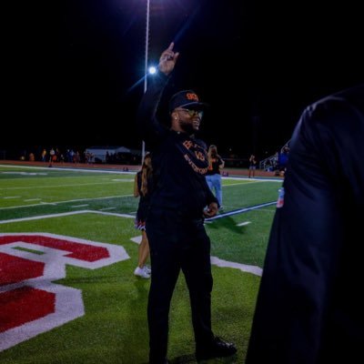 Middle School Coordinator Gladewater Middle School Varsity Defensive Back Coach | His Imperial Majesty | THSCA @nsu_football ALUM FEWB 🤞🏾 #LLD #LLC #LL12