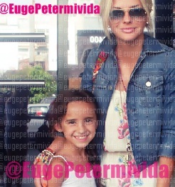 GiuHoranLanzani's profile picture. Tengo 9 años.Escucho la musica de Justin,Selena,Teens angels,1D,Demi,Cher. Amo a Peter Lanzani, Euge Suarez y One Direction. Conoci a la China el 20-11-11 :)