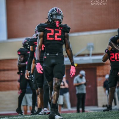 25’|6’3|208lbs|gpa 4.0|6’6 wingspan|olb|Football,track|1x district champ(400m) @karenwagnerHSFB