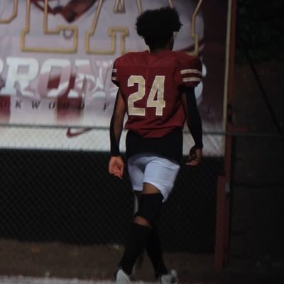 2027 RB|CB|100m|200m Brookwood high school GA 3.0 GPA 🏈/🏃🏾email:lilmichaeljohnson09@gmail.com 📞: 404-789-9480