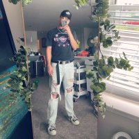 Damaron (@dammit_ron) 's Twitter Profile