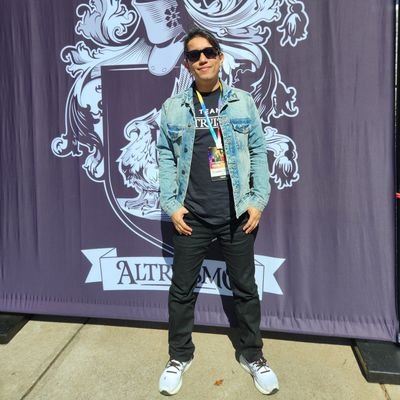 MrBernal91's profile picture. Teacher from Colombia. Starting now a new adventrure in the US 🤩🇨🇴🇺🇲 
Loving NC and Union County. Proud PYP teacher. 🐕 ⛰️ 🎸 📖 ✏️