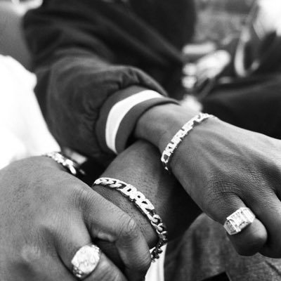 onegoldjetski's profile picture. 