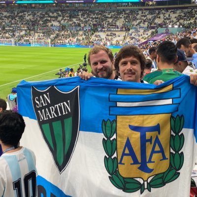 Periodista deportivo - Campeón del mundo 🇦🇷 Siempre me entran basuras en el ojo. Hincha de San Martín de San Juan 💚🖤. Como sin tacc.