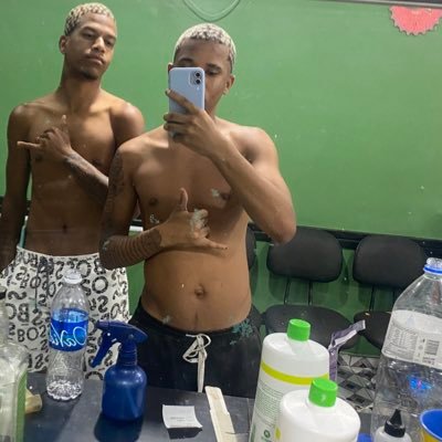 Alguns amigos querem te ver bem, mais nunca melhor que eles...🤔
