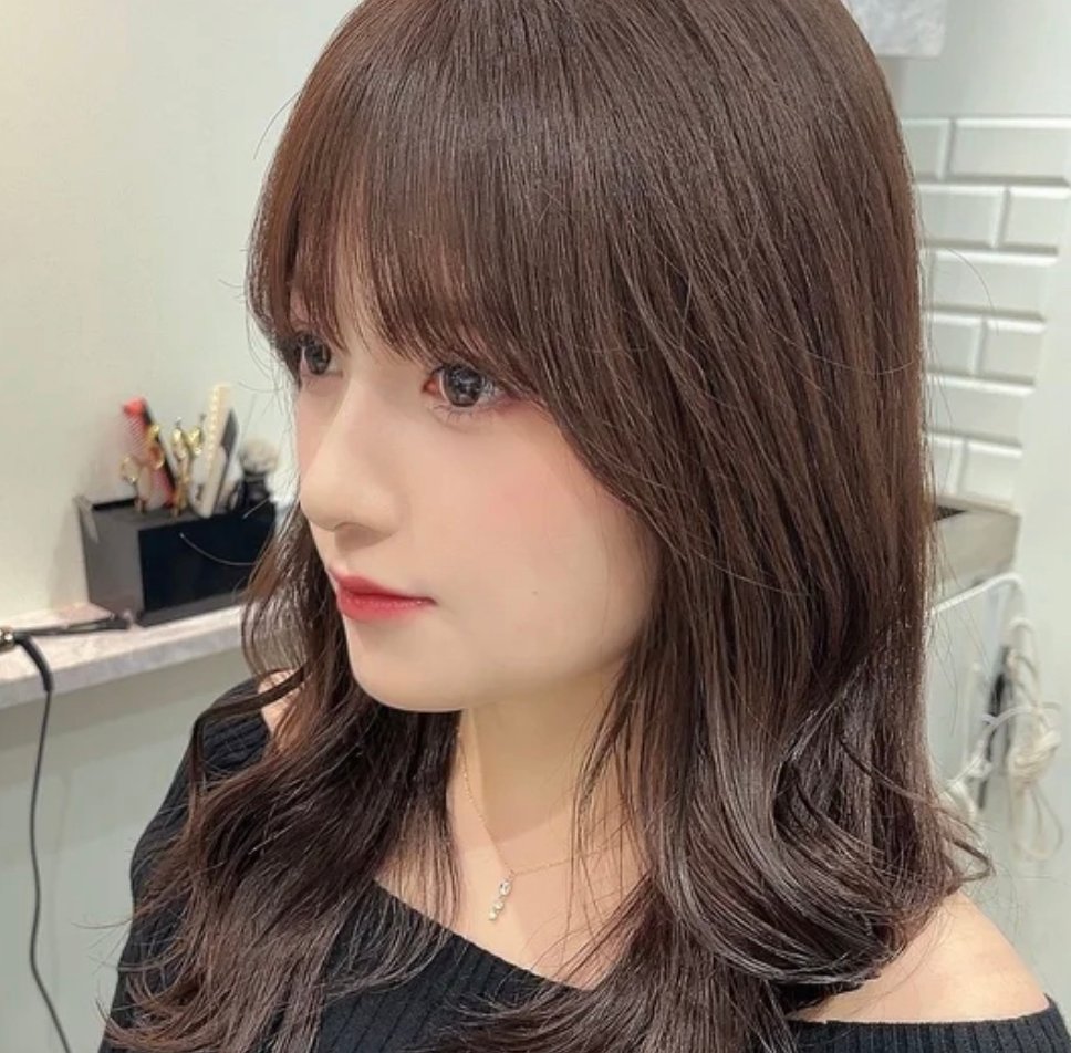 しがないママ活中の大人女子💄絡んでもらえたら嬉しいです♡彼氏と別れて人肌恋しい🥺見た目は悪くないと思うんだけど、会ってくれる人っているかな？ママ活したい方、フォローかDMくださいね。18歳以上の男性限定です