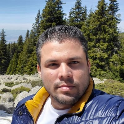 yasselavila's profile picture. 