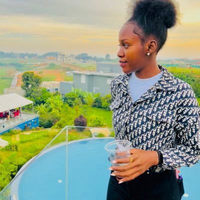 God first in everything 🙏🙏 October mainest 🖤💥🦋 it takes time to be watchu want 👌 Life Issa bishiii💀🚶🏽♀️||scopio ♏️🦂Arsenal for life❤️
