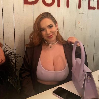 Lindawrigh5's profile picture. 