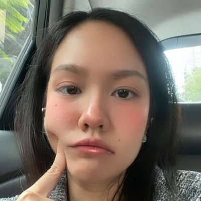 LumineuxNN's profile picture. 