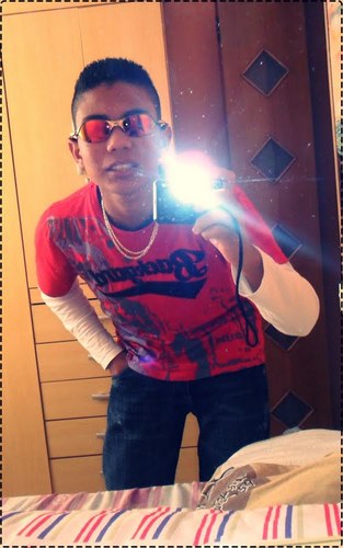 Eu Sou Humano e Não Consigo Ser Perfeito (8)