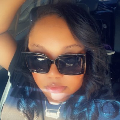 simplynini91's profile picture. 