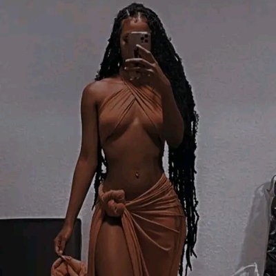 laurel_ifeyinwa's profile picture. 