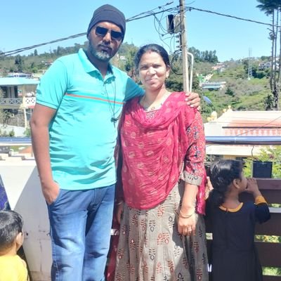 karthik80121233's profile picture. 