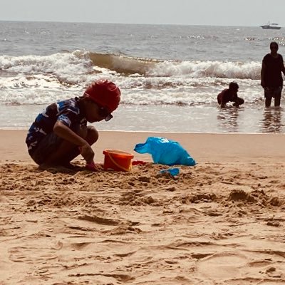 Waahroon's profile picture. UR MBBS Student at Seth GS Medical College and KEM Hospital, Mumbai