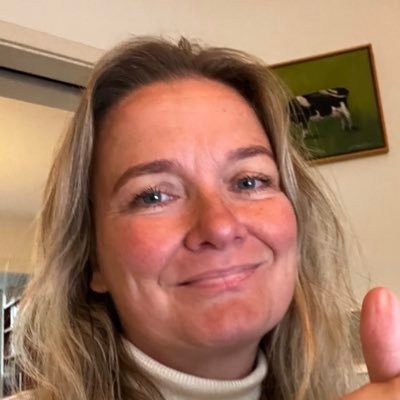 Vertical lead B2B @valtech, digital, @sv_kampong Utrecht #14yo, Hoograven, ooit juf Frans. Beetje werk, beetje Mascha, tt à ttr prsnl, ook op Bluesky 📚⚽️🏑