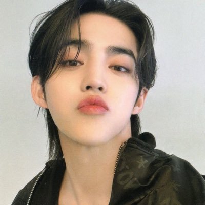 svt_17_risa's profile picture. 