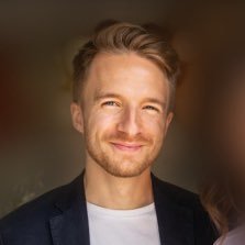 Design Director @FoundeverGlobal by day, excessive thinker by night. Building thoughtful AI experiences. Ex @LaiyeTechnology - @Mindsay_ai - @FutureIsBlank