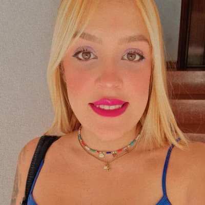 Curvy, milf, latina, hot and sexy
more pics...
@sabrinaamateur