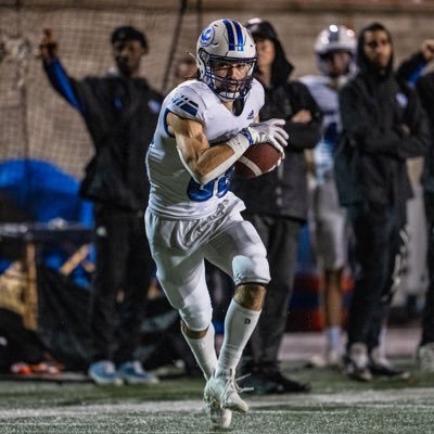 SimonLarose2016's profile picture. #88 WR/ @carabins Ⓜ️