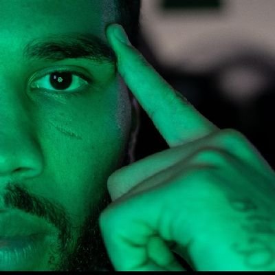 Verified Kick Streamer

 https://t.co/LFzCdx7ARw

Im a Boomer that Games and Gambles!

☘️Celtics Nation☘️