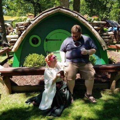 musical_jessica's profile picture. mainly poop jokes oh! And I sing!