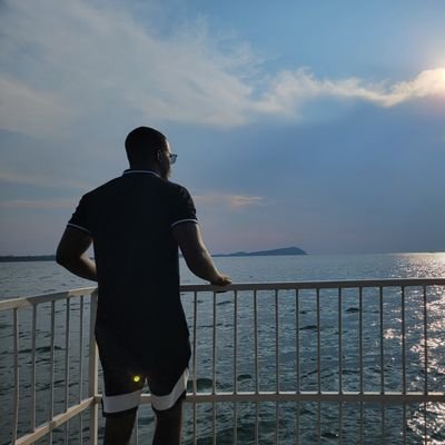 Director at NakazweStudios,
Demographer, Economist,philosopher and freethinker.