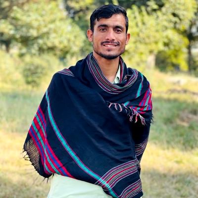 zaman_ks_11's profile picture. دل کسانیں جائے مردم چینچو گم جاگہ بدنت 

Student.
Member of @BSC_BAHAWALPUR
Cricketer. 🏏