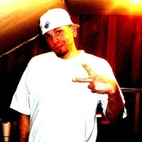 ╭∩╮(◣_◢)╭∩╮tm (@redandblueku420) 's Twitter Profile