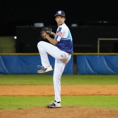 ‘24 RHP 6’2”/185 Spanish River High School 5.2/3.8 GPA Varsity Baseball & Basketball ballercking24@gmail.com