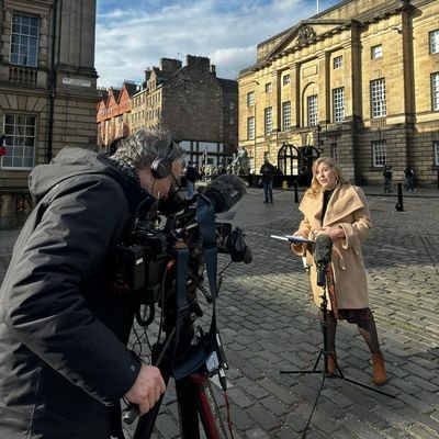 Award-winning reporter @STVNews, focusing on social justice | @alzscot ambassador | @Jschofieldtrust senior fellow | Ex P&J & EEN | Currently on mat leave 👶🏻