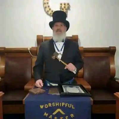 JonathanJ32866's profile picture. E
Is not a business ❌ only for the light 💡