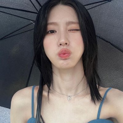 FuchsiaLoL Profile Picture